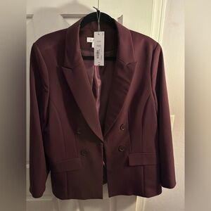 Liz Claiborne color is called wine tasting NWT